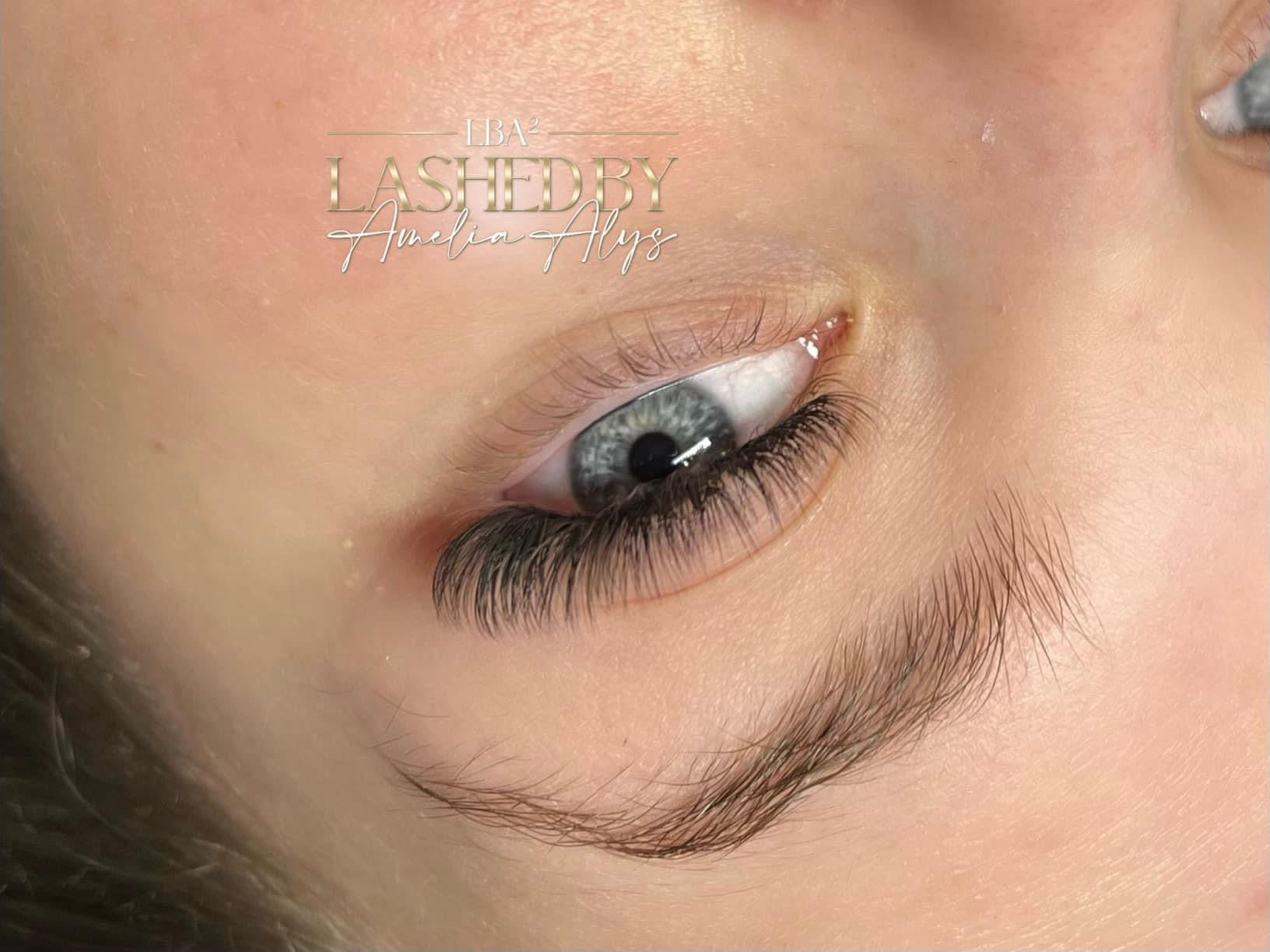 easy fan lashes - Paisleys Beauty Room