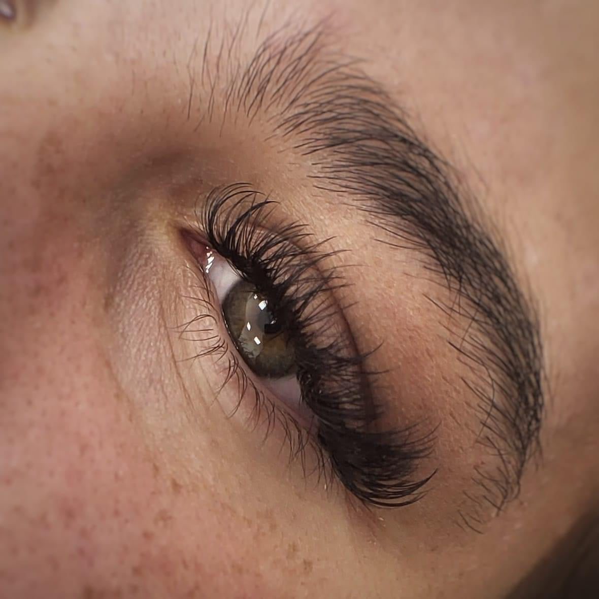 Regular fan lashes - Paisleys Beauty Room